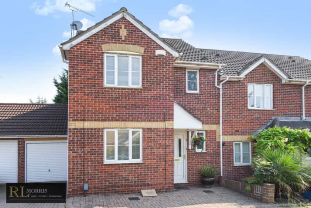 Westfield Park Drive, Woodford Green, IG8