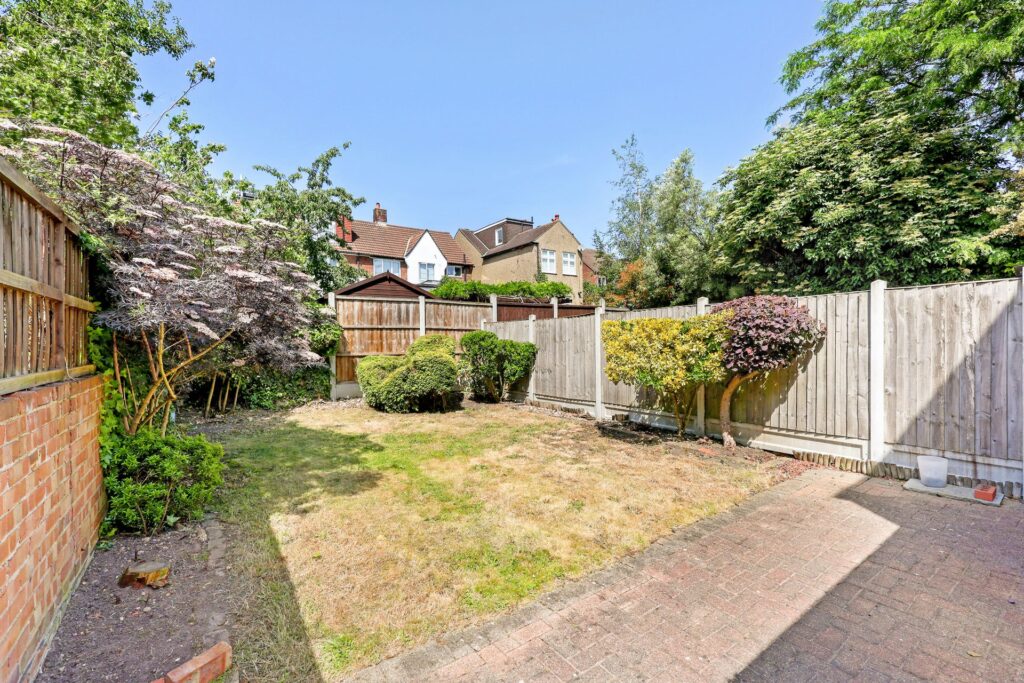Malmesbury Road, South Woodford, E18