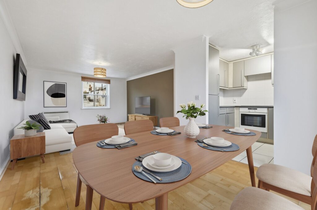 Kings Avenue, Buckhurst Hill, IG9