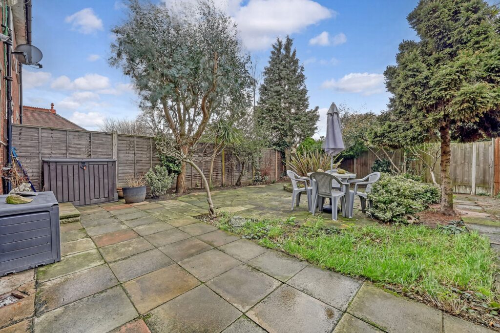 Grove Hill, South Woodford, E18
