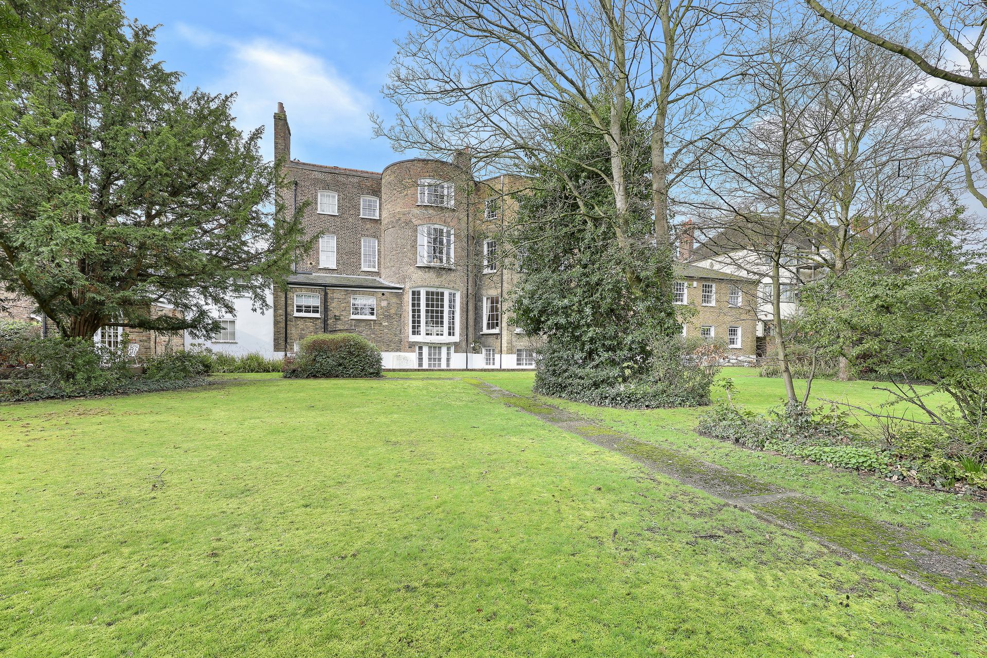 rlm 001443 p w 7e80r8x68.jpg