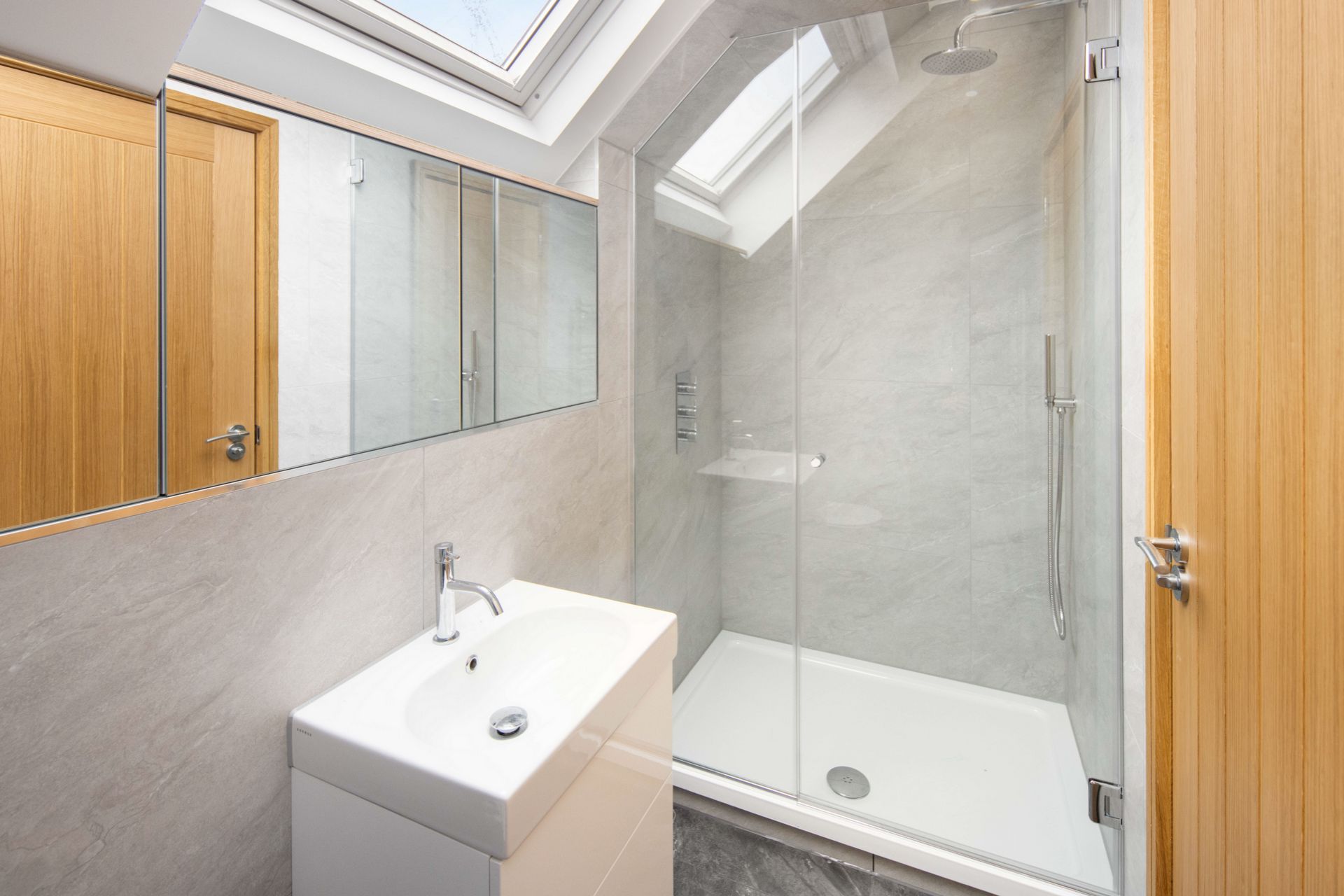 rlm 001489 p w 7ff0tgath.jpg