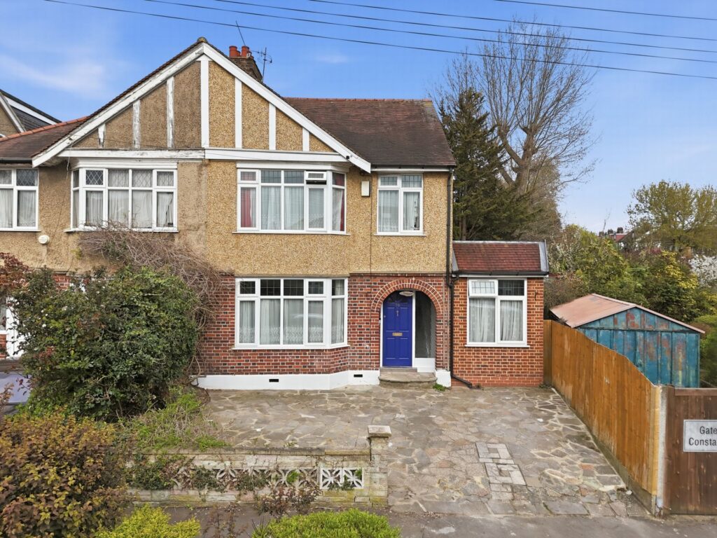 St Anthonys Avenue, Woodford Green, IG8