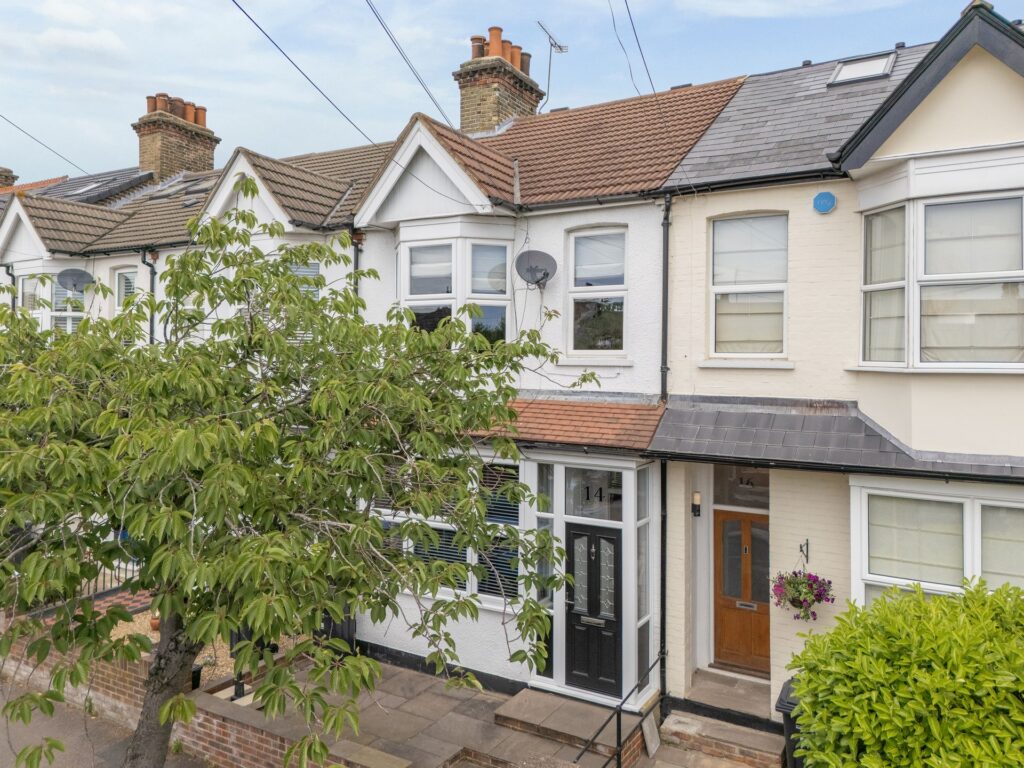 Ingatestone Road, Woodford Green, IG8