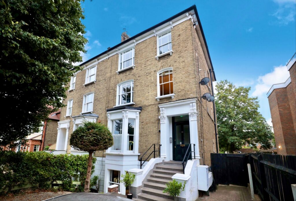 Grosvenor Road, Wanstead, E11